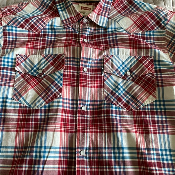 Levi Men’s Snap up Shirt - Picture 3 of 5
